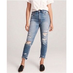 Abercrombie & Fitch Annie high rise‎ ripped girlfriend jeans size 00